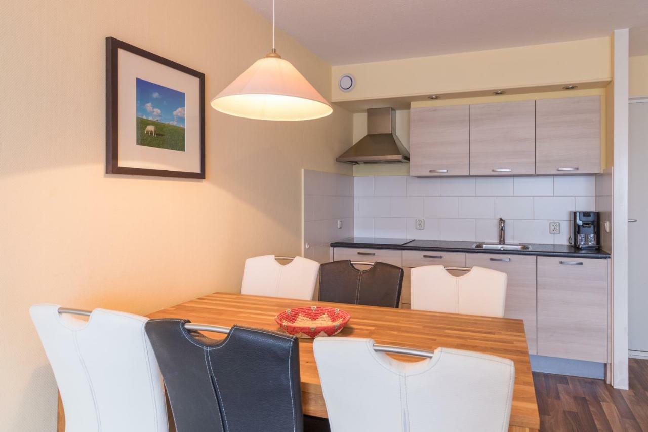 Appartement De Vrijbuiter, Resort Amelander Kaap Холлум Экстерьер фото
