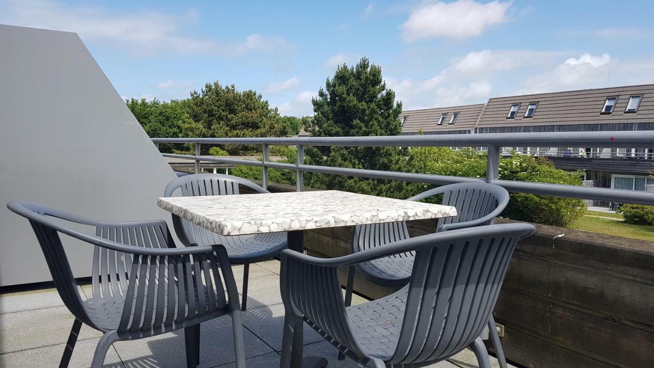 Appartement De Vrijbuiter, Resort Amelander Kaap Холлум Экстерьер фото